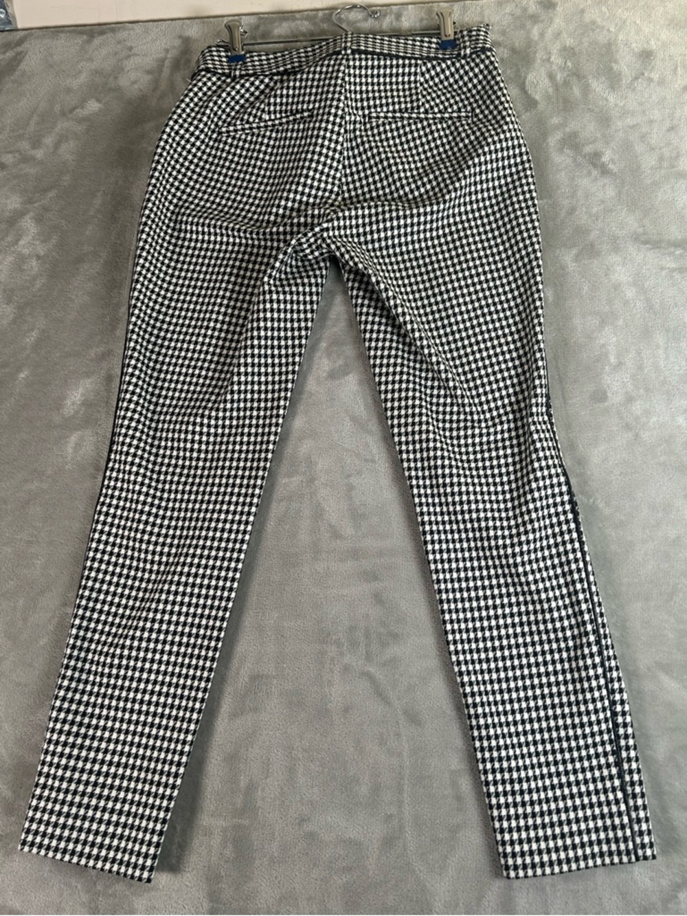 Banana Republic Black & White Houndstooth Straight-Leg Pants - Picture 5 of 11
